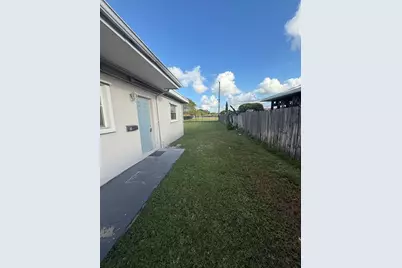 604 NW 10th St, Unit #B, Hallandale Beach, FL 33009 - Photo 1