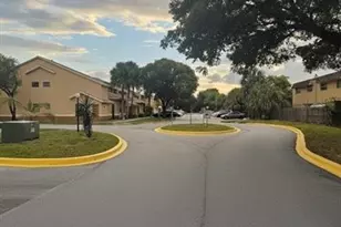 2481 NW 56th Ave, Lauderhill, FL 33313 - Photo 11