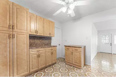 4706 NW 43rd Ter, Tamarac, FL 33319 - Photo 11