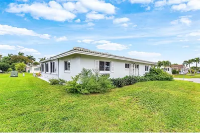 4706 NW 43rd Ter, Tamarac, FL 33319 - Photo 3