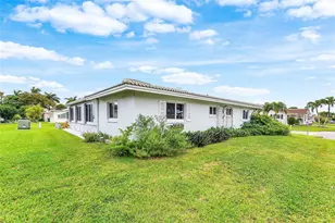 4706 NW 43rd Terrace, Tamarac, FL 33319 - Photo 3