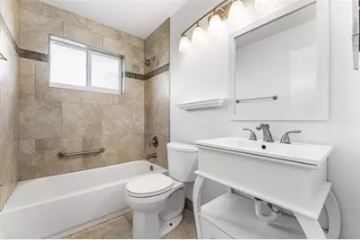 4706 NW 43rd Ter, Tamarac, FL 33319 - Photo 19