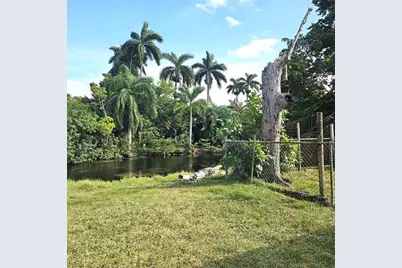 370 NW 65th Ave, Plantation, FL 33317 - Photo 9