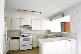 370 NW 65th Ave, Plantation, FL 33317 - Photo 3