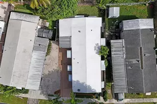 21851 S Heritage Cir, Pembroke Pines, FL 33029 - Photo 5