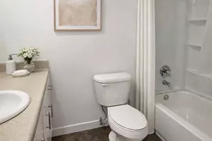 1142 NE 4th Ave, Fort Lauderdale, FL 33304 - Photo 3