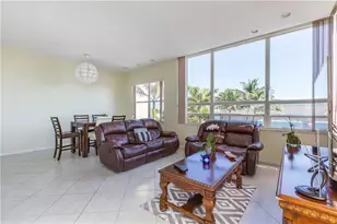 326 Harrison St, Hollywood, FL 33019 - Photo 1