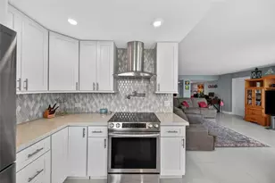 1010 S Ocean Blvd, Pompano Beach, FL 33062 - Photo 13