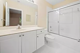 8299 SW 27th St, Miramar, FL 33025 - Photo 15