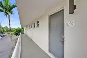 [Address not provided], Oakland Park, FL 33308 - Photo 17