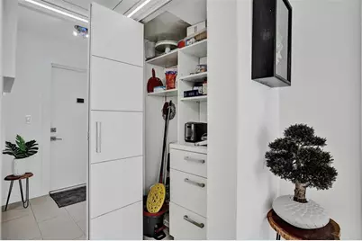 [Address not provided], Oakland Park, FL 33308 - Photo 9