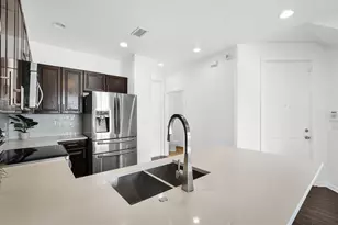 1427 NW 34th Way, Fort Lauderdale, FL 33311 - Photo 9