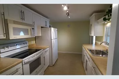 8128  South St, Boca Raton, FL 33433 - Photo 13