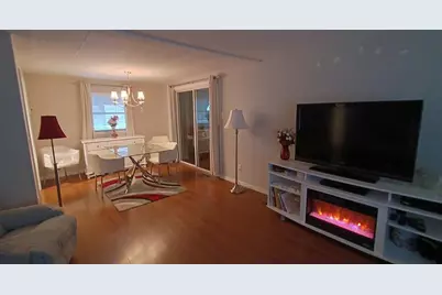 8128  South St, Boca Raton, FL 33433 - Photo 9