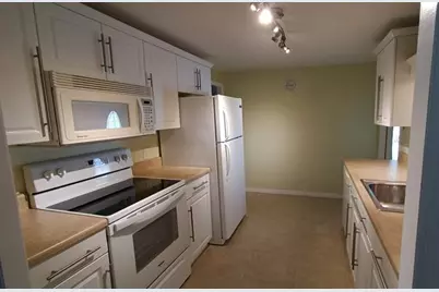 8128  South St, Boca Raton, FL 33433 - Photo 11