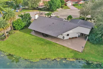 1041 SW 92nd Ave, Plantation, FL 33324 - Photo 3