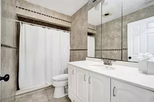 1041 SW 92nd Ave, Plantation, FL 33324 - Photo 47