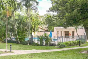 5614 Hammock Ln, Lauderhill, FL 33319 - Photo 41