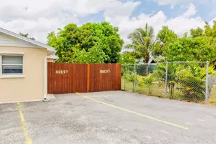 279 Hach Ln (3/2), West Palm Beach, FL 33415 - Photo 37