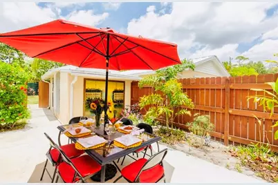 279  Hach Ln (3/2), West Palm Beach, FL 33415 - Photo 1