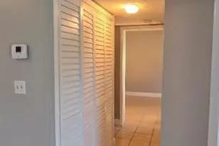 301 W Palm Way Unit, Pembroke Pines, FL 33025 - Photo 23