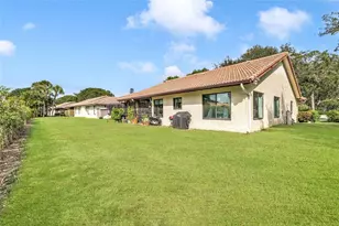 10940 Cypress Run Cir, Coral Springs, FL 33071 - Photo 19