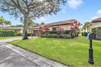 10940  Cypress Run Cir, Coral Springs, FL 33071 - Photo 17