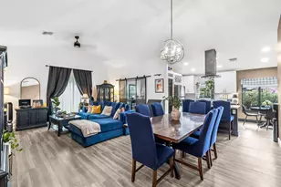 10940 Cypress Run Cir, Coral Springs, FL 33071 - Photo 7