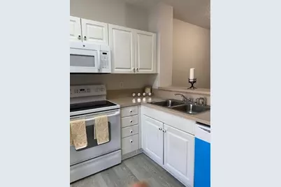 761 SW 122nd Ter, Pembroke Pines, FL 33025 - Photo 5