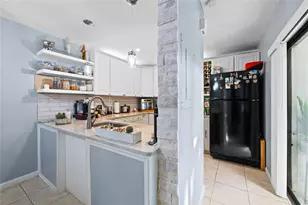 3387 Cocoplum Cir, Coconut Creek, FL 33063 - Photo 9