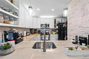 3387 Cocoplum Cir, Coconut Creek, FL 33063 - Photo 7