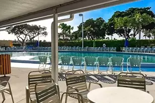 740 Burgundy P, Delray Beach, FL 33484 - Photo 3