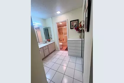 2802 N 46th Ave, Unit #321B, Hollywood, FL 33021 - Photo 27