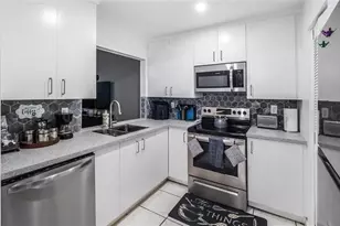 7464 NW 16th, Plantation, FL 33313 - Photo 11