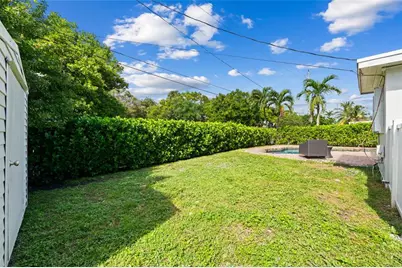 1357 SW 4th Ter, Pompano Beach, FL 33060 - Photo 23