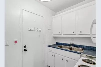 6263 NE 19th Ave, Unit #1030, Fort Lauderdale, FL 33308 - Photo 11