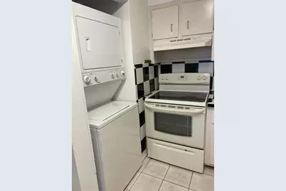 10000 NW 80th Ct, Unit #2163, Hialeah Gardens, FL 33016 - Photo 9