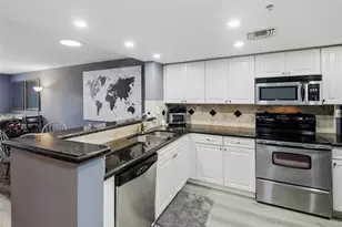 520 SE 5th Ave Unit, Fort Lauderdale, FL 33301 - Photo 17