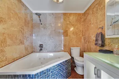 2500 NE 36th St, Unit #8, Lighthouse Point, FL 33064 - Photo 13