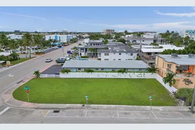 4200 N Ocean Dr, Lauderdale by the Sea, FL 33308 - Photo 3