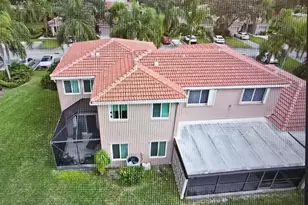 1741 SW 109th Terrace, Davie, FL 33324 - Photo 9