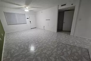 9470 Tangerine Pl, Davie, FL 33324 - Photo 5