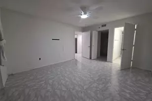 9470 Tangerine Pl, Davie, FL 33324 - Photo 19