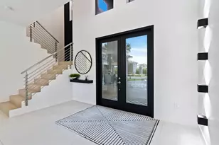 2001 Meadows Dr, Davie, FL 33324 - Photo 5