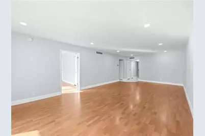 6100 S Falls Circle Dr, Unit #204, Lauderhill, FL 33319 - Photo 3