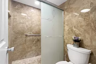 3505 Oaks Way, Pompano Beach, FL 33069 - Photo 31