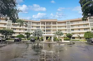 3505 Oaks Way, Pompano Beach, FL 33069 - Photo 23