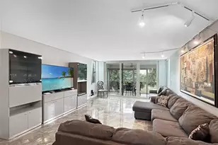 3505 Oaks Way, Pompano Beach, FL 33069 - Photo 1