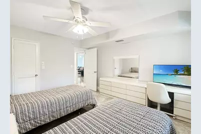 3505  Oaks Way, Unit #310, Pompano Beach, FL 33069 - Photo 13