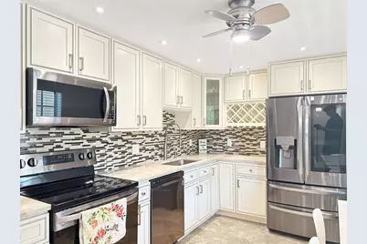 3505  Oaks Way, Unit #310, Pompano Beach, FL 33069 - Photo 21